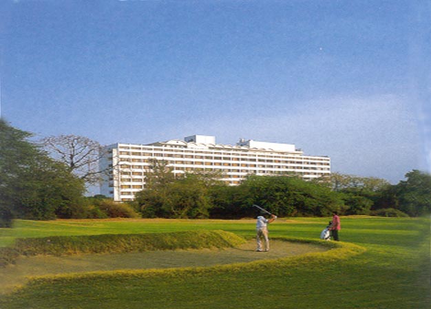 External View Hotel Oberoi, New Delhi