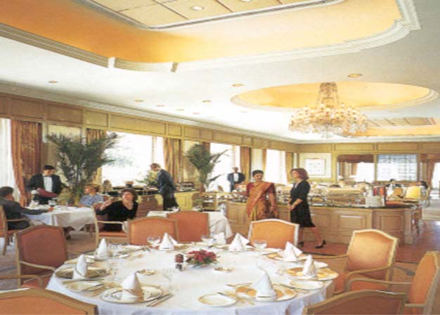 Restaurant at Hotel Oberoi, New Delhi